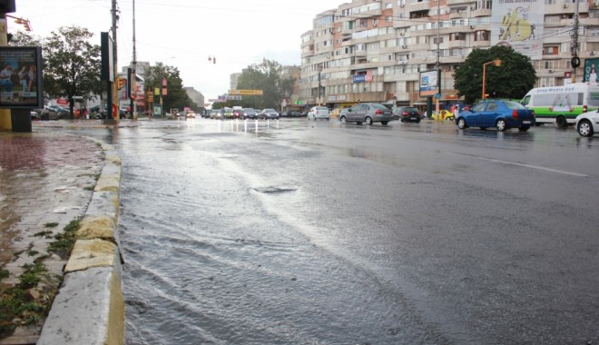 ANM: REVIN PLOILE în toată țara! Află când va ploua la CONSTANȚA - ploaiebaltiinundatii281375278583-1381746990.jpg