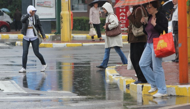 ANM / Informare meteo de răcire accentuată în zilele următoare la Constanța - ploaiebaltimasini110-1348052722.jpg