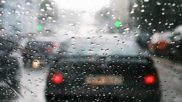 Trafic de coșmar pe DN1! Plouă torențial în stațiunile montane - ploaieinfotrafic55920400-1563540712.jpg