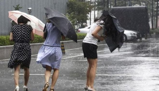 Alertă meteo cod portocaliu de vreme severă îmediată. Vijelii puternice și ploaie torențială - ploi-1630165517.jpg
