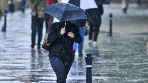 CONSTANȚA, SUB AVERTIZARE METEO COD GALBEN DE FURTUNI ȘI PLOI - ploiputernice45366100-1529669874.jpg