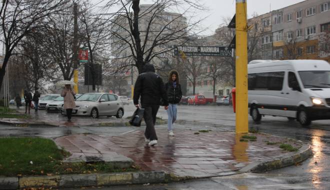 Ploi și frig, la Constanța - ploisifrig-1416238243.jpg