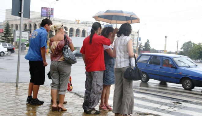Ploaie și maxime de 22 de grade Celsius, astăzi, la Constanța - ploisimaxime-1410804768.jpg