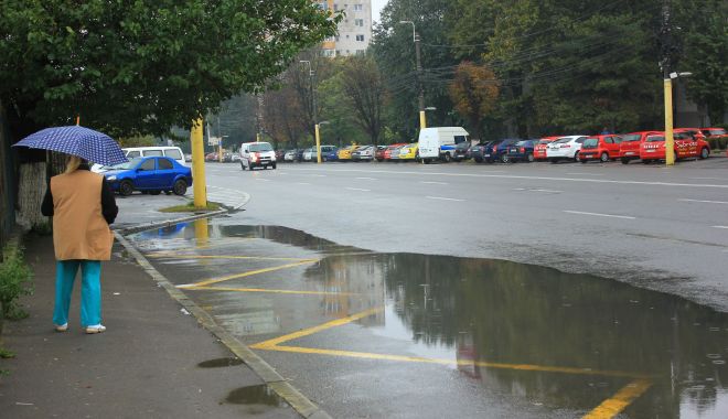 Ploi torenţiale şi temperaturi scăzute, la Constanţa - ploitorentiale-1622482432.jpg