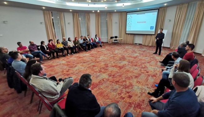 Candidații PLUS Constanța, pregătiri pentru alegerile locale - plusdezbatere-1573085277.jpg