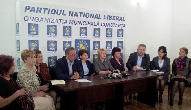 PNL merge pe mâna a 10 femei pentru primăriile din județul Constanța - pnlfemei1-1461257004.jpg