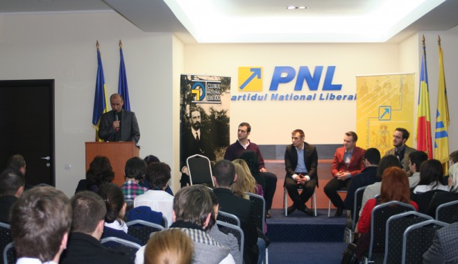 Liberalii constănțeni, gazdă pentru Aurelian Slavu, autor al cărții 