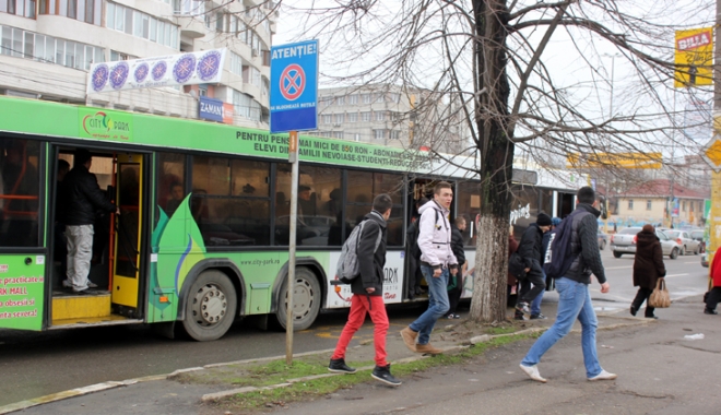 Liberalii din Constanța cer gratuitate RATC pentru elevi și studenți - pnlliberaliratc-1495471523.jpg