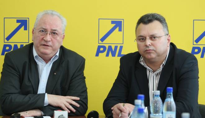 Se pregătește decapitarea PNL Constanța? - pnlpuiuhasottigheorghedragomir13-1454424959.jpg