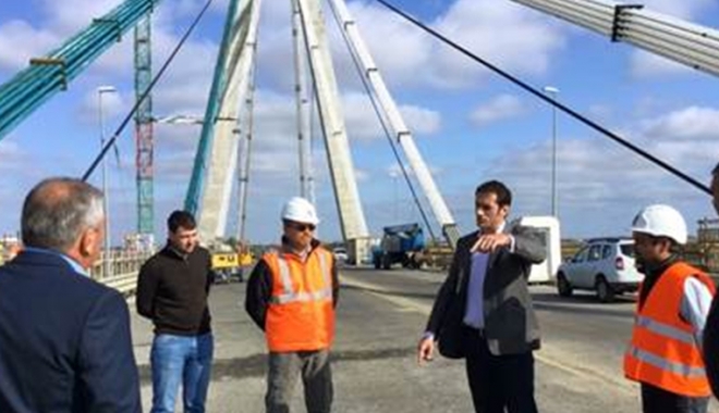 Directorul CNADNR a aflat cum se lucrează la Podul Agigea. Homor: Ritmul este mult prea lent - pod-1475568989.jpg