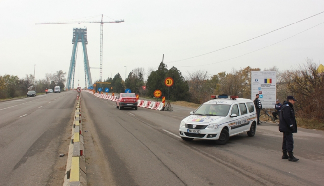 VEȘTI PROASTE PENTRU ȘOFERI! CE SE ÎNTÂMPLĂ CU CIRCULAȚIA PE PODUL AGIGEA, DIN LUNA MARTIE - podagigea41451226394-1487162736.jpg