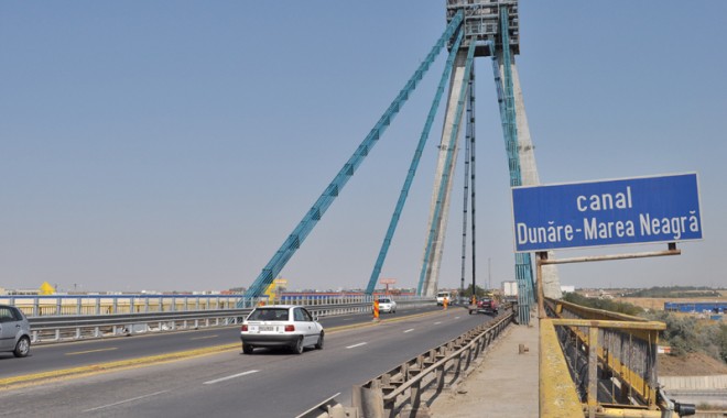 Trafic restricționat pe Podul Agigea - podagigea46-1358359880.jpg
