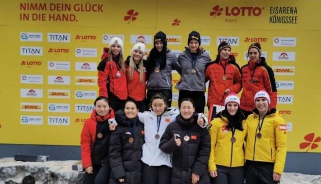Imnul României a devenit imnul Cupei Europei la bob! Andreea Grecu, din nou campioană - podiumandreeagrecu-1577176197.jpg