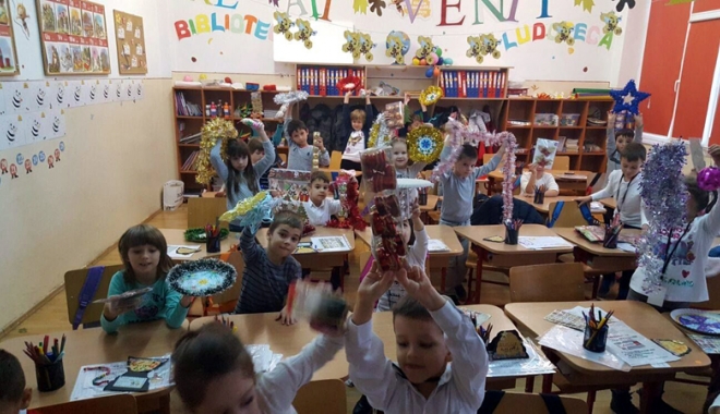 Podoabe create de mânuțele lor - podoabe-1480091850.jpg
