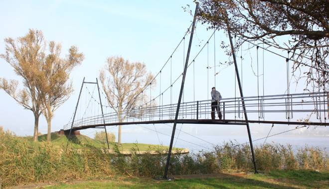 Galerie FOTO. Cum arată noul pod din Parcul Tăbăcăriei - podparctabacarie13-1415378494.jpg