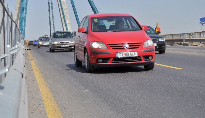 Podul Agigea, închis traficului rutier și în week-end - podulagigea-1351273421.jpg