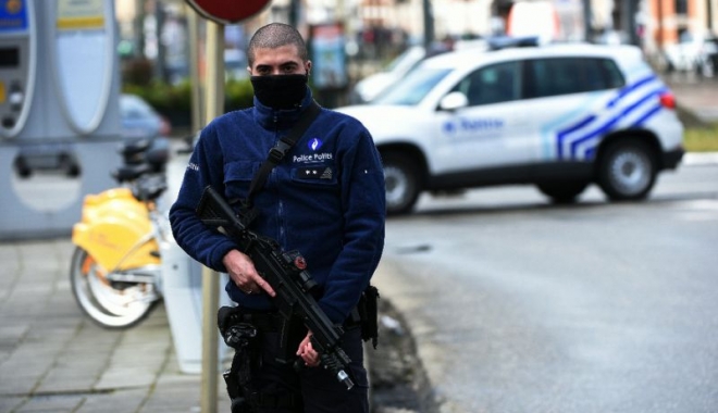 Belgia / Poliția a arestat luni seara un suspect de terorism la Bruxelles - police-1482245537.jpg