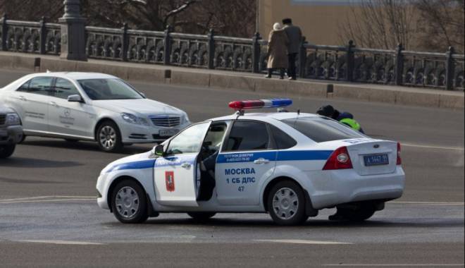 Șef de poliție, confundat cu un infractor, reținut ore în șir - police262409900-1441176462.jpg