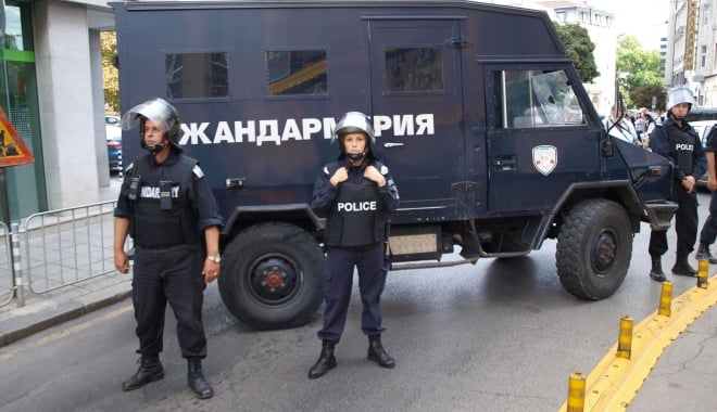 Bulgaria ia măsuri de ÎNALTĂ SECURITATE după atentatul de la Istanbul - policve-1467368250.jpg
