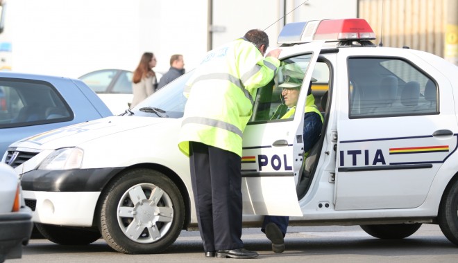 Accident rutier pe b-dul Alexandru Lăpușneanu - politia-1335511663.jpg