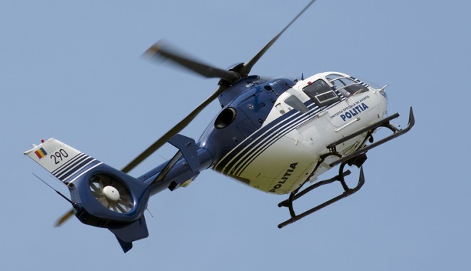 Traficul spre Constanța, monitorizat din elicopter în minivacanța de Rusalii - politia-1338845866.jpg