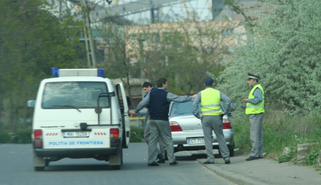Cetățean marocan cercetat de polițiștii Gărzii de Coastă - politia-1338898324.jpg