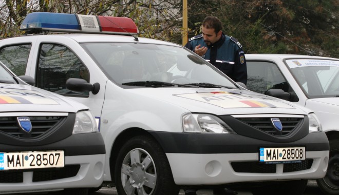 MEDGIDIA / Reținut pentru îmbrâncirea unui polițist - politia-1347347944.jpg