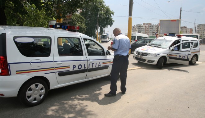 Hoții din buzunare din zona Gării au mai făcut o victimă - politia-1347867945.jpg