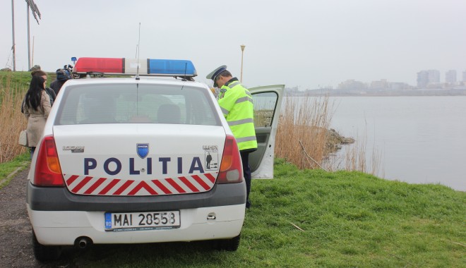 Bărbatul care s-a spânzurat azi dimineață lăsase familiei un bilet de adio - politia-1367932236.jpg
