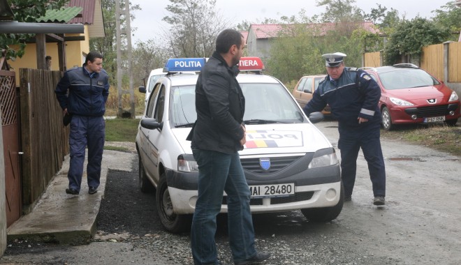 Culmea sărăciei: dosar penal pentru înșelăciune pentru o căruță! - politia-1379416772.jpg