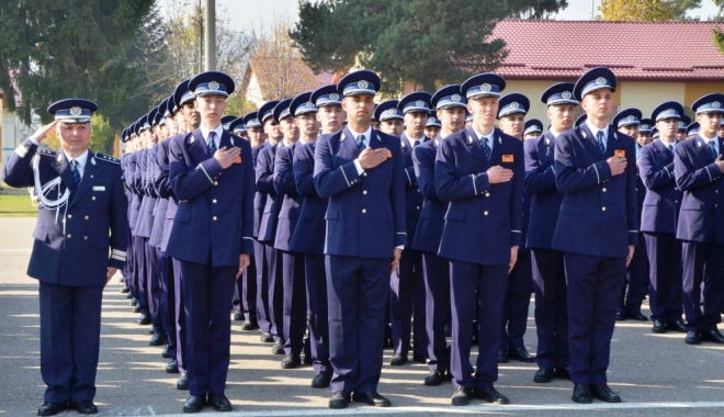 REZULTATELE CONCURSULUI DE ADMITERE ÎN POLIȚIE DIN SURSĂ EXTERNĂ. IATĂ CE NOTE AU OBȚINUT CONSTĂNȚENII - politia-1463424545.jpg