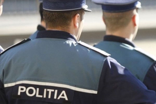 Tânără din Constanța, păcălită cu un bilet fals la Neversea - politia-1499598213.jpg