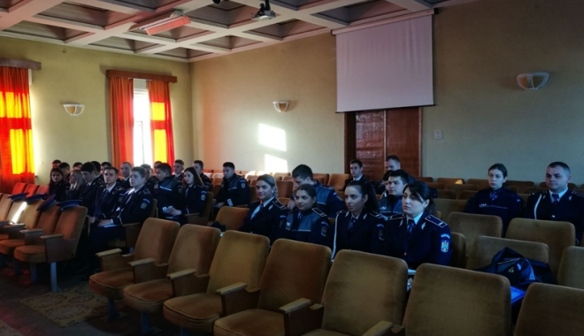 Forțe proaspete la Poliția Constanța - politia-1514386337.jpg
