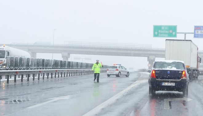COD PORTOCALIU DE VISCOL / Autostrada Soarelui, ÎNCHISĂ PARȚIAL! Află cum se circulă în acest moment - politia-1519653456.jpg