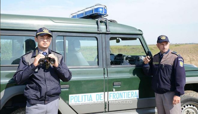POLIȚIA ROMÂNĂ: Opt cetățeni cubanezi, opriți la frontieră - politia-1545821129.jpg