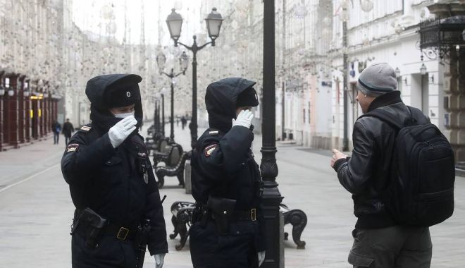 Luare de ostatici într-o bancă la Moscova - politia-1590246709.jpg