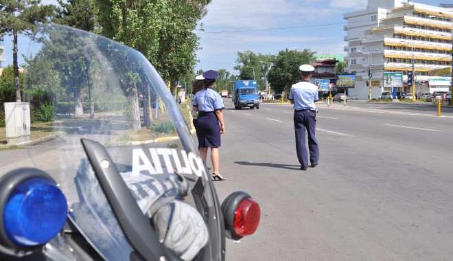 Conducea o motocicletă Yamaha deși nu avea permis - politia2-1367307827.jpg