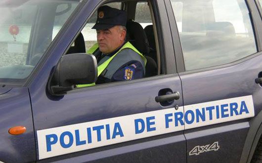 Bărbat reținut de polițiștii de frontieră, după ce a fugit, beat, cu mașina - politiadefrontiera-1594740080.jpg