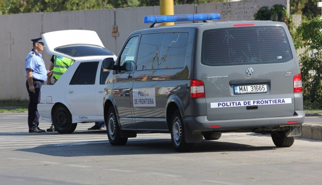 Minore fugite de acasă, găsite de polițiștii de frontieră - politiadefrontiera2-1370266117.jpg