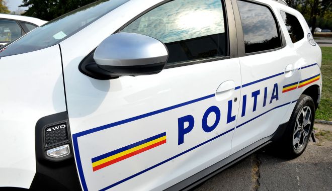 Accident rutier în Constanța, pe I.C.Brătianu - politiadustermfx-1602941041.jpg