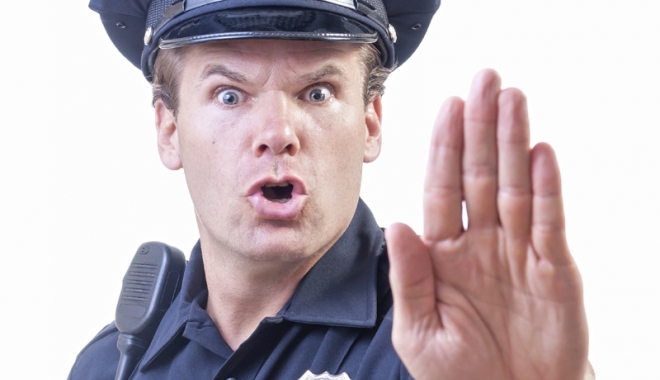 Poliția face razii - politiafacerazii-1493639036.jpg
