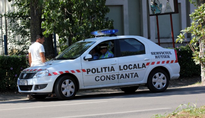 Acuzații de abuz în serviciu și trafic de influență la Poliția Locală Constanța - politialocalacaracatite9-1345390157.jpg