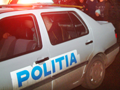 Spargeri în lanț, la interval de câteva minute, în centrul Constanței - politianoaptea-1334261148.jpg