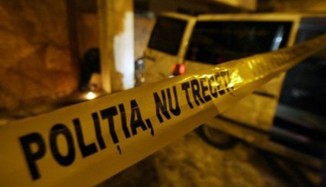 Crimă cu sânge rece. Mamă și fiu, uciși în fața fiicei de trei ani - politianutreceticopy11329900-1361438551.jpg