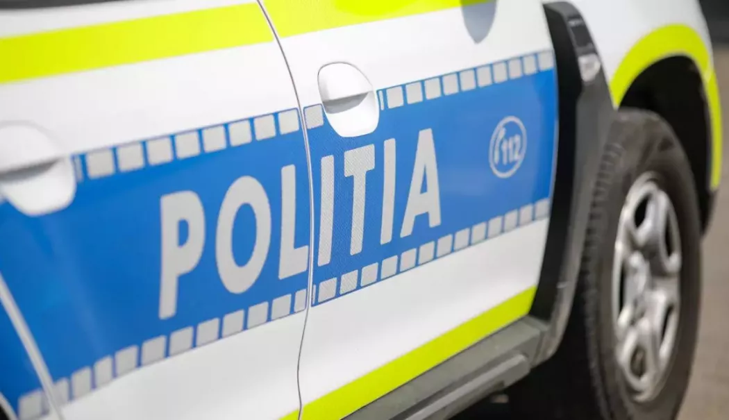 O femeie este în stare critică după ce a fost înjunghiată de propriul fiu - politiaromanaaccident-1768665485.webp