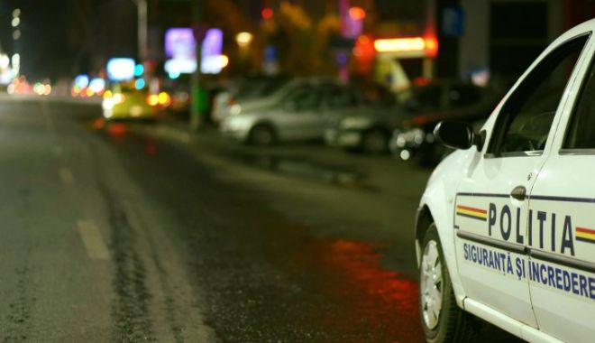 Descoperire macabră într-o garsonieră: oase umane, zidite sub cadă. Poliția, în alertă! - politiaromanapozabunafb30189900-1524086065.jpg