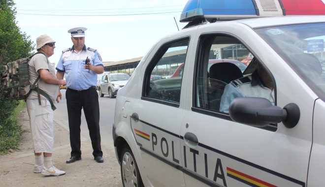 Bișnițarii, în vizorul polițiștilor constănțeni - politiarutiera-1370516469.jpg