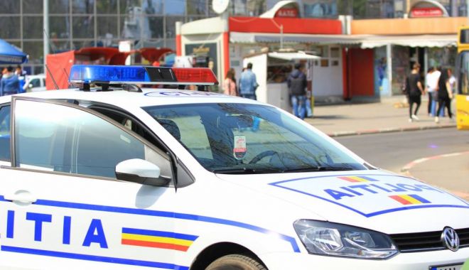 Mii de sancțiuni date constănțenilor! Ce spun oamenii legii - politiarutieraactiunepietonizona-1518174720.jpg