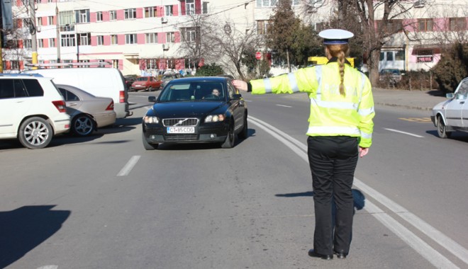 Poliția rutieră: aproximativ 500 de razii și 17 arestați, în 2013 - politiarutieraaproape500derazii1-1389720849.jpg