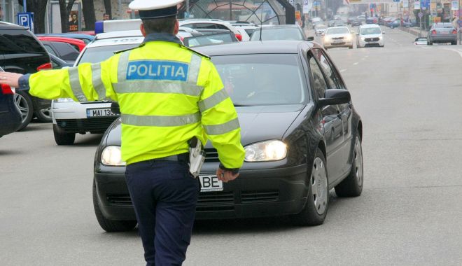 Peste 480 de permise reținute în toată țară, în 24 de ore - politiarutierabucuresti0-1554372705.jpg